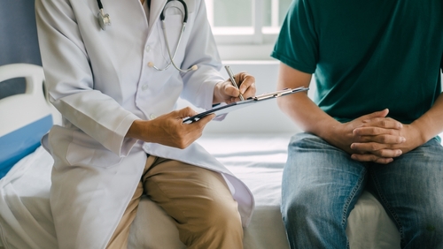 « Le plan maladie de Vandenbroucke : partial et irréaliste ! »